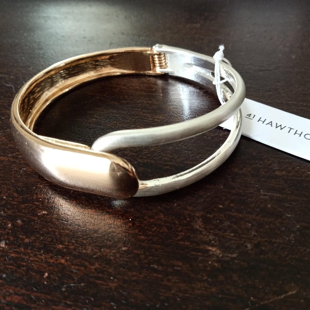 NWT 41 Hawthorn Bangle Bracelet